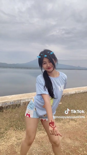 Signature Song: Embrace the Trend of Hnin Pyae