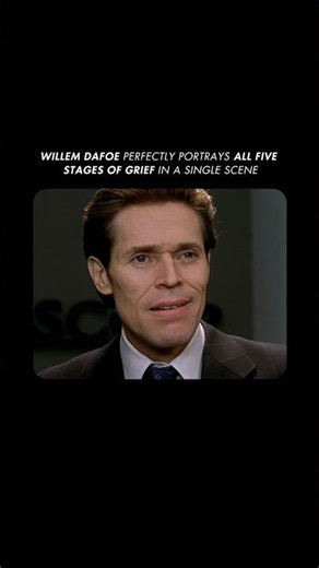 Willem Dafoe captures a complete psychological breakdown in seconds.|🎬: Spider-Man (2002)|