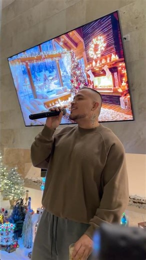 Tú me hiciste rebelde 🎄❤️‍🔥 #jessiuribe #colombia #juangabriel