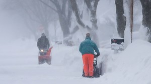 Milwaukee is forecast to get snow all weekend, starting with heavy showers Friday night