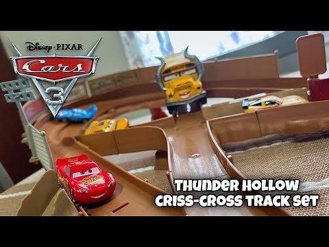 2017 Thunder Hollow Criss-Cross Track Set Unboxing & Run — Cars 3 Demolition Derby Motorized Set