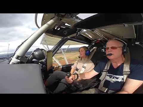 Flying The Ikarus C42