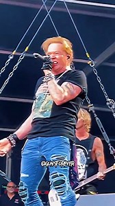 Axl Rose Guns N’Roses show #gunsnroses #axlrose #gunsnrose #slash #rock #rockanroll #show #guitar #concert | Hard Rock’s Untamed Voice