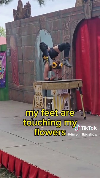 If you clapped 3 times you’re a sicko (but my kind of sicko because you did it for the bit) 👏👏👏