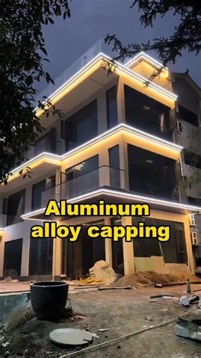 China Windoors on Instagram: "Aluminum alloy capping with integrated lights#parapetwall #capping #parapetwalldesign #aluminum #villa design outdoor homedecor tottme"