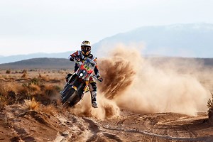 219K views · 7.9K reactions | A new rider generation, some big crashes and awesome wheelies and a 1st Australian Dakar winner: Toby Price! Check out the #Dakar2016 bike video summary. Una nueva generación, unas caídas y un primer Australiano que gana el Dakar: ¡Toby Price! Mira el video resumen de los motos. # Dakar2016 | Dakar Rally | Facebook