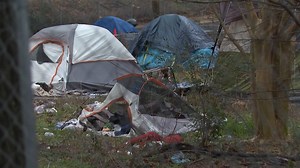 Atlanta police unit helps connect homeless people with resources