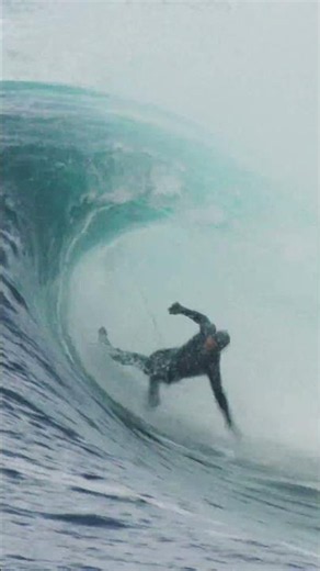 Shane Dorian: CRAZY Tight Barrel Surfing! 🔥