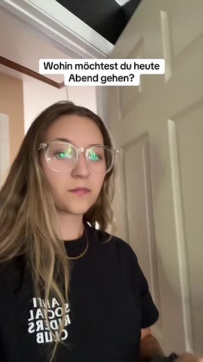 Plans for the Evening Chat between Friends