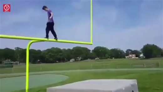 国外小伙作死合集，各种失误蛋疼集锦