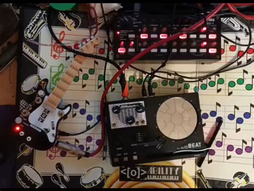 DIY电子乐器嗨起来！Circuit Bent Stylophone和迷你吉他这么玩才有劲儿🔥🚀