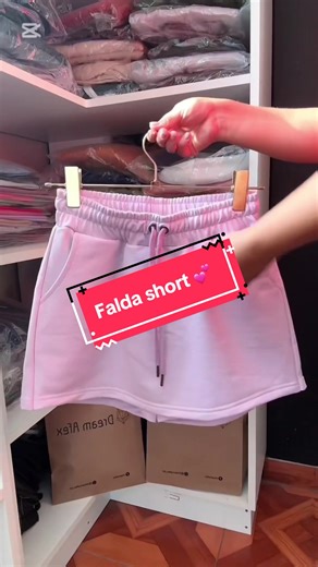 Falda Short de Dama: Moda Primaveral Básica