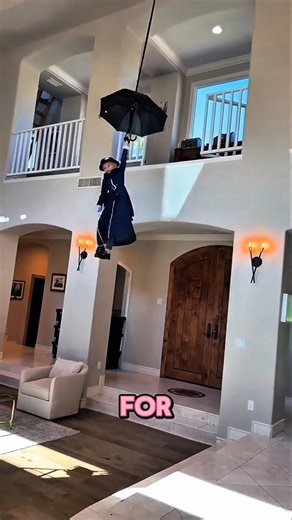 Dad Makes His Daughter Feel Like Mary Poppins With an Incredible Flying Umbrella ❤️