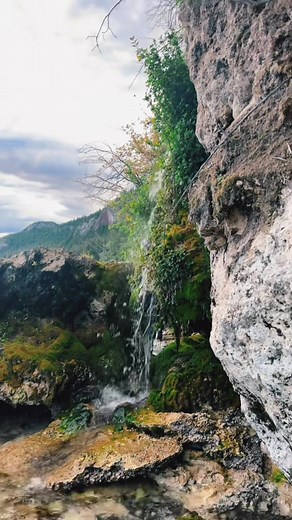 Exploring Natural Spring Falls: A Scenic Adventure