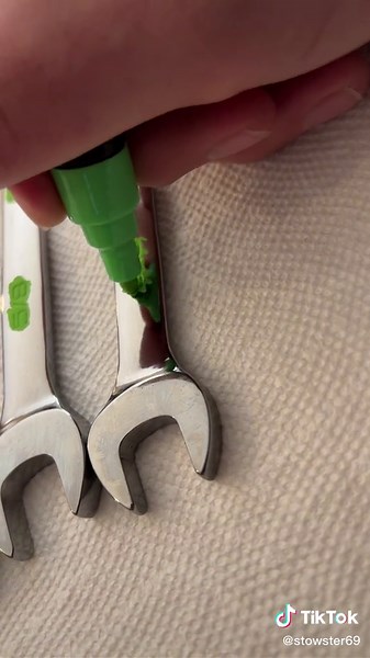How to customize your wrenches for $3 with a paint marker from Hobby lobby. ##fyp##tools##harborfreight##snapon##strapon