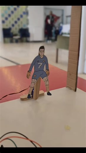 Çevre Bilim Okulları on Instagram: "🤖⚽ Teknoloji sahada, kaleci görev başında! ⚽🤖 Öğrencilerimiz Arduino Uno ve joystick kullanarak kendi akıllı kalecilerini tasarladı! 👏 Kodladılar, denediler, geliştirdiler ve sonunda çalışan bir proje ortaya çıkardılar. 💻🔧 Bu projede sadece bir oyun değil; ✅ Algoritmik düşünme ✅ Problem çözme ✅ Takım çalışması ✅ Üretkenlik hepsi bir aradaydı! 🚀 Geleceğin mühendisleri, yazılımcıları ve teknoloji üreticileri iş başında! 💡 0212 795 05 60 Adres:Subaşı Mah. 