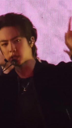 Mic Drop🎤🔝- BTS 💜 Yet to come 🙌 #rm #jin #suga #jhope #taehyung #jimin #jungkook #bts #bts_official_bighit #btsarmy #bangtansonyeondan방탄소년단 #방탄소년단 #army #armybts #fyp #parati #viral @BTS