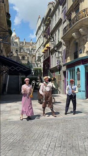 Step into The Wizarding World of Harry Potter ™ Ministry of Magic™ at Universal Epic Universe