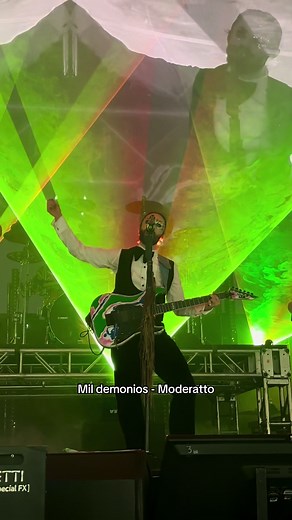 La última presentacion de Mil demonios weee🥹🫶🏻 #moderatto #show #cdmx #rockpop #music #jaydelacueva #palaciodelosdeportes #lastshow