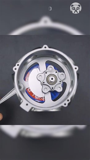 6.3K views · 35 reactions | Building an aircraft radial engine model | Vivalanga | Facebook