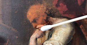 Watch a Conservator Delicately Remove Murky Varnish and a Warped Wooden Panel From an Aging Painting