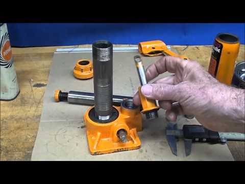 WHAT MAKES IT WORK? #17 pt 2 of 2 "How a Hydraulic Jack Works" tubalcain