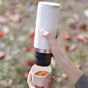 [Hot Item] Basic Customization Portable Capsule Espresso Automatic Coffee Machine Travel Outdoor Coffee Maker Electric Mini