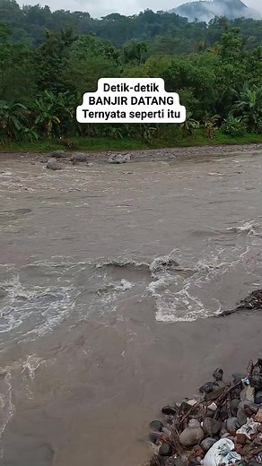 1.4M views · 16K reactions | DETIK-DETIK DATANG BANJIR SUNGAI LUK-ULO | Mas Ngabidin | Facebook