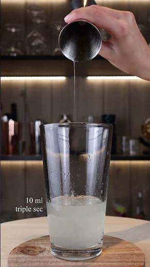 Lemon Drop Cocktail | a Sweet Vodka Classic 🍋