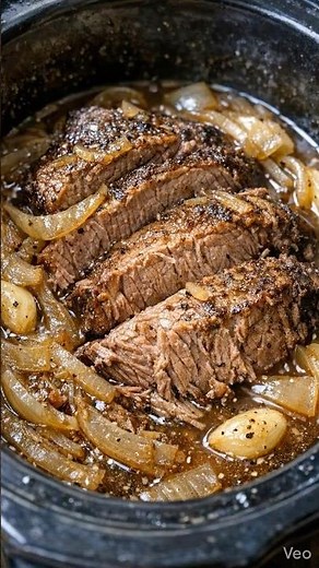 Slow Cooker Onion Gravy Pot Roast.#PotRoast #SlowCookerRecipes #CrockpotMeals