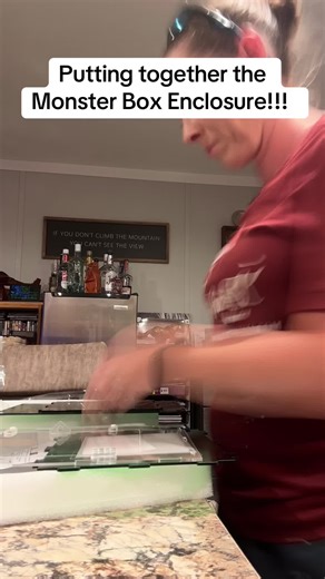 Putting together the Monster Box enclosure! So fast; and they ship them so well packaged! Love it so much! @MonsterBox enclosure’s #monsterbox #gecko #reptile #review #tiktokshop