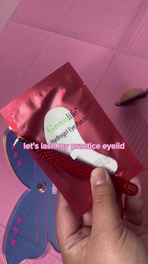 the practice eyelids are from amazon girls!💗 #fyp #lashonfleek #losangeleslashtech #losangeleslashes #lashes #lashmeup #lashextensions #lashgoals #lashtechnician #lashlift #lashliftandtint #megavolume #lashtech #southcentralbaddies #southcentrallashes #dcurl #dcurllashes #lashedits #lashcollage #lalashes #southcentralla #pinchmethod #lashesupclose #brownlashes #volumeset #lashwithme #beginnerlashtech #beginnerlashtechmusthaves #amazonlashtechfinds
