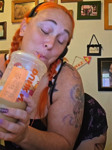 #dunkin #icedlatte #hitting