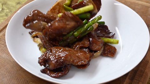 This simple beef recipe tastes amazing