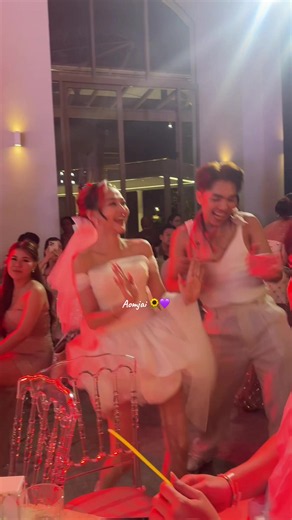 เจ้าสาวและพี่เจ้าบ่าวสนุกสนานไปเลย งับ 💜💍🧡 #งานแต่งนุ่นนุ💜🧡 #ดําดง #นุ่นเนตรชนก #ฟีดดดシ