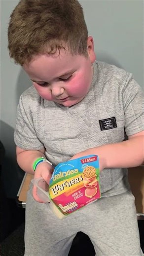 Is This Dairylea Ham & Cheese Snack Actually Any Good? 🤔