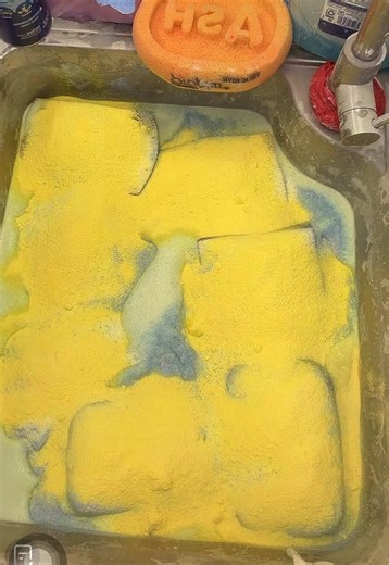 Lemon and Blueberry Clean Up Tips