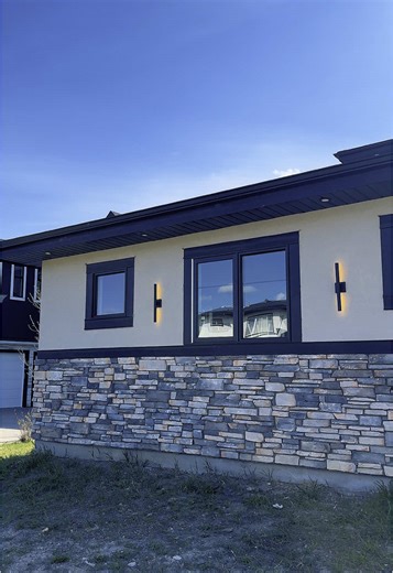 #bijli_man #milwaukee #commercial #commercialelectrician #electrician #electronicmusic #costruction #walllight #newhousecheck #shine #housewithlights #positivevibes #chandelier