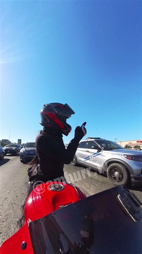 Whomp Whomp: Police Respond to Bike Stall | Bike Life Love