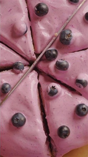 Lemon yogurt cake with blueberries — vegan · oil-free · sugar-free 🍋🫐 gut-friendly
