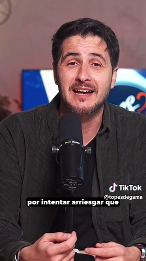 ¿Te acuerdas del LG Wing o de sus pantallas infinitas? 📱 Se cumplen 5 años desde que LG decidió cerrar el chiringuito de los smartphones y, aunque a veces la liaban parda, se echa de menos a un fabricante que arriesgaba de verdad. Introdujeron el gran angular cuando nadie lo pedía, pantallas 2K antes que el resto y módulos que hoy serían el sueño de cualquier amante del hardware. El mercado ahora es más