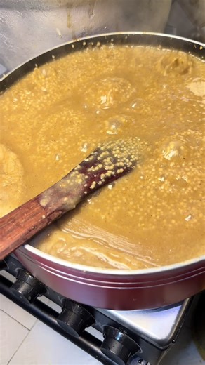 Bientôt, le mois de Carême. Nous mettons à votre disposition, durant tout ce mois, de la bouillie de mil, en plus du riz au lait et du tapioca. Ainsi, chaque soir du Carême, vous aurez droit à trois variétés de bouillie, ainsi que plein d’autres spécialités. 0777923847 #debloquemesvue🥲🙏🏽 #visibilité