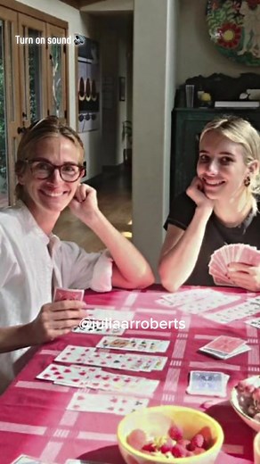 Julia Roberts Opens Up About Negative Comments on Social Media
