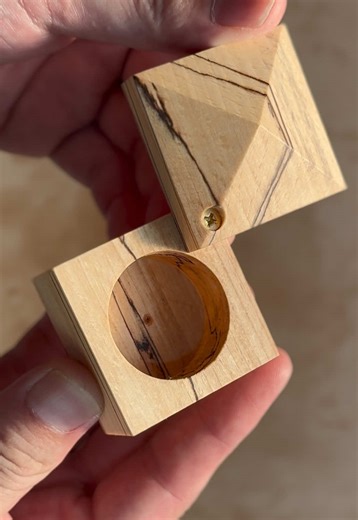 How to Make a Box with a Unique Lid