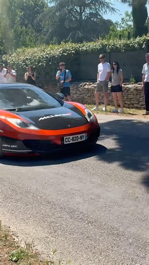 LA MCLAREN MP4-12C QUI A RETOURNÉ LE UZES DREAMCAR FESTIVAL 🔥