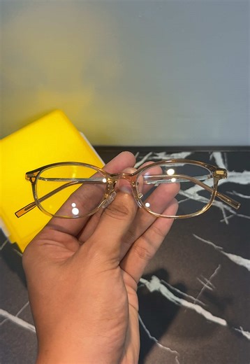 Rectangular photochromic eyeglasses #glasses #eyeglasses #antibluelight #photochromiceyeglass #readingglasses