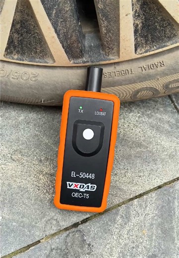 ¿Molesta luz de TPMS? ¡Apágala en segundos!#cartiktok #tpms #tpmsprogramming #christiantiktok