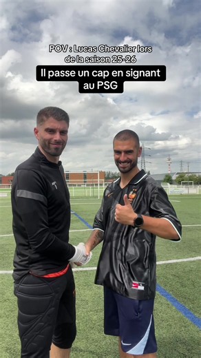 Lucas Chevalier 2025-2026 : saison ratée, perdu sa place au PSG