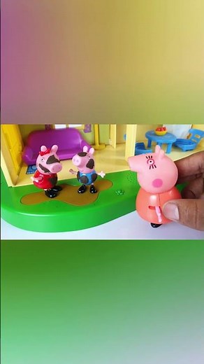 👉 Peppa Pig's Muddy Puddles Fun 🐷 | Bath Time & Noodles Fun | Kids Toy Play Short