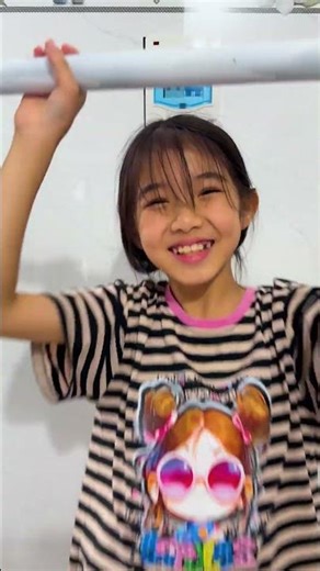 ACC - Cô bé quá nhanh || She's too fast.